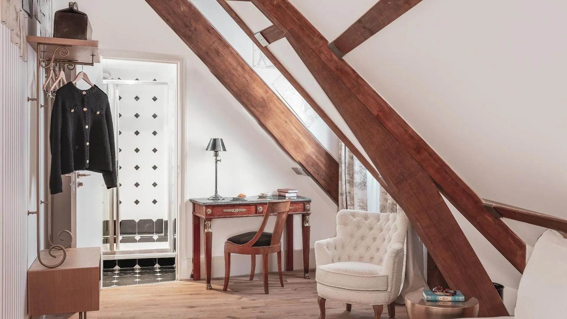Madeleine De Senlis Hotel Paris